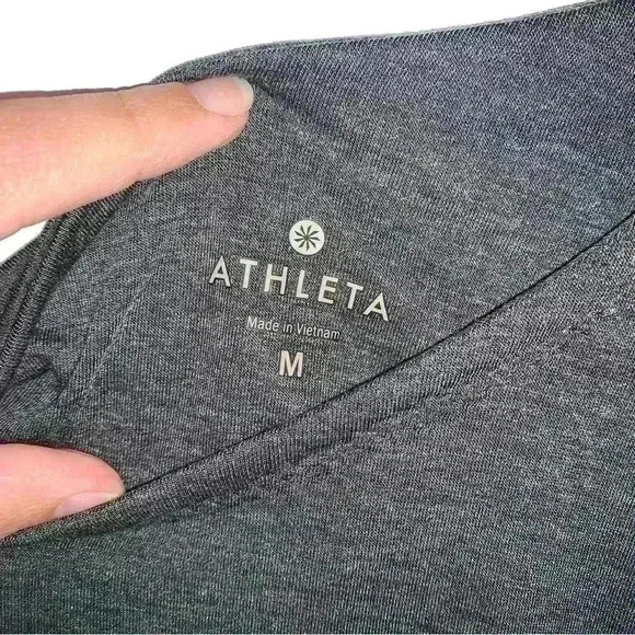 Athleta Open Back Flexlight Top Dark Heathered Gray Long Sleeve Athletic Size M - Picture 6 of 11